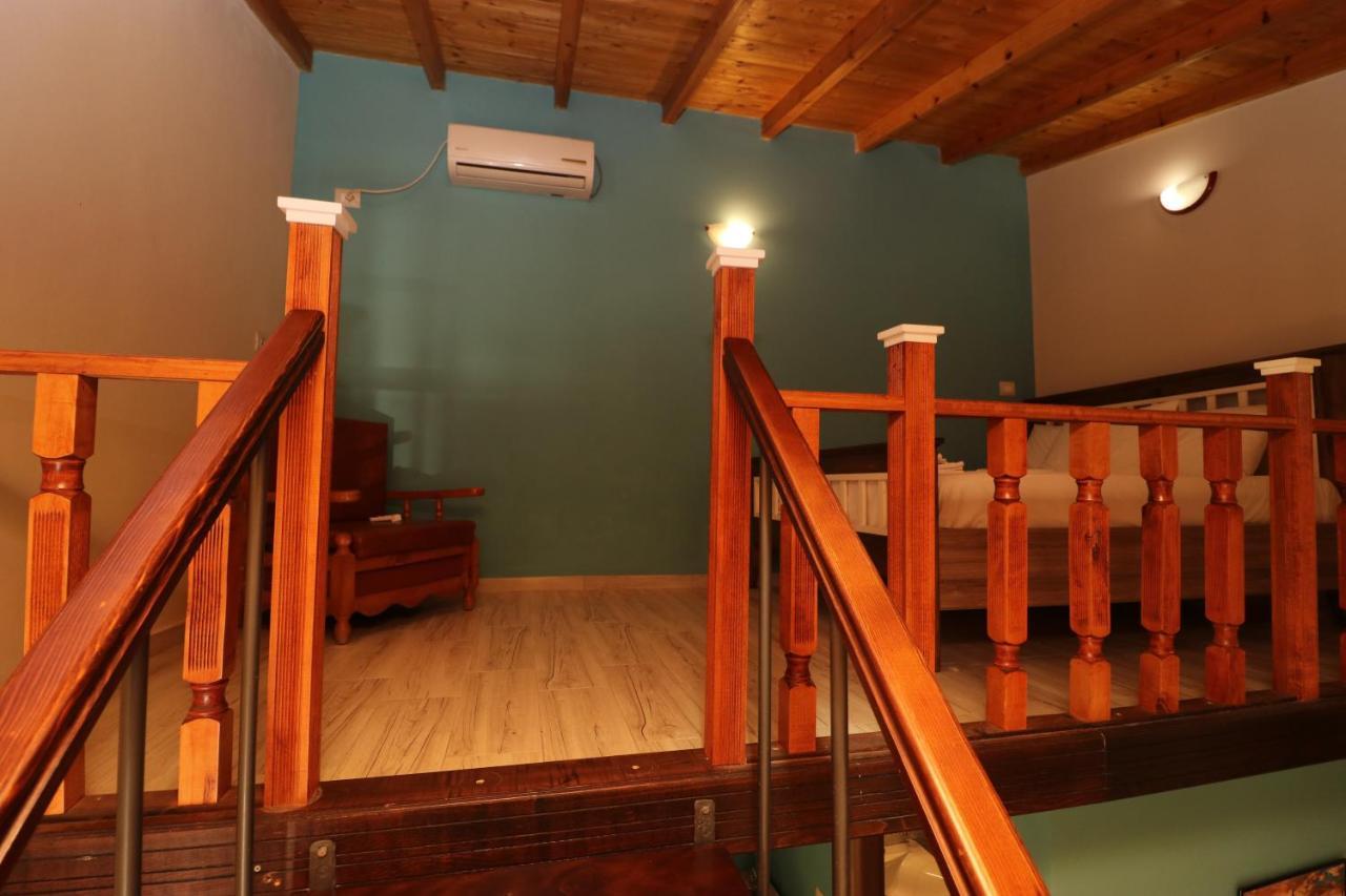 Vila Mateus Himare Exterior photo