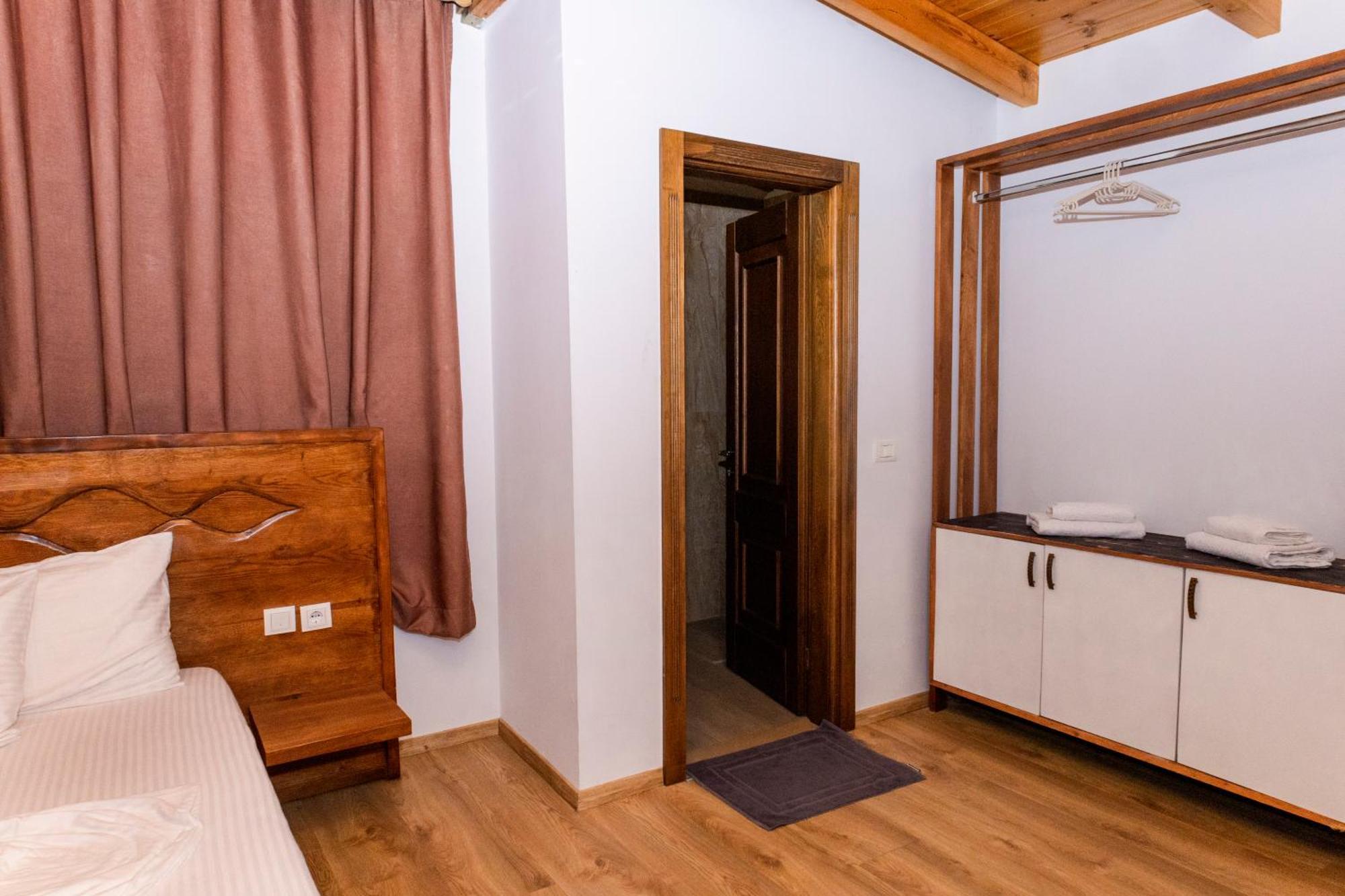 Vila Mateus Himare Exterior photo
