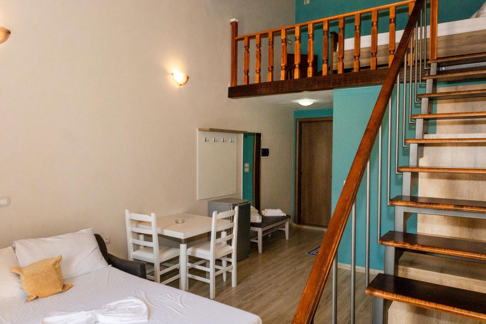 Vila Mateus Himare Exterior photo
