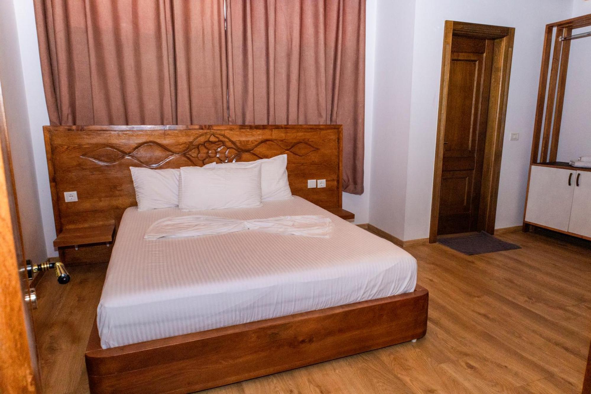 Vila Mateus Himare Exterior photo