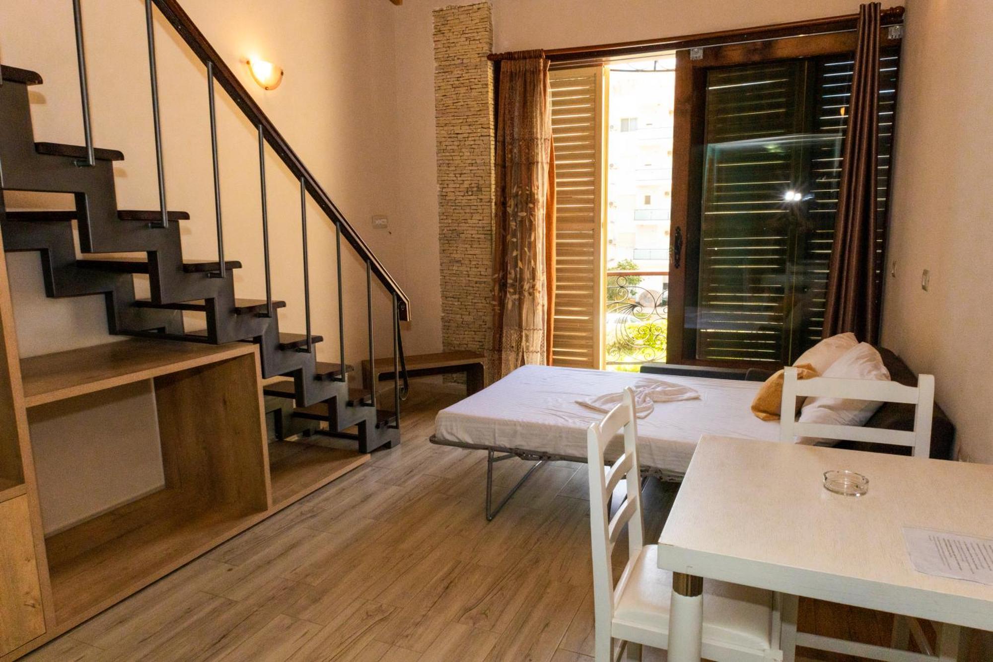 Vila Mateus Himare Exterior photo